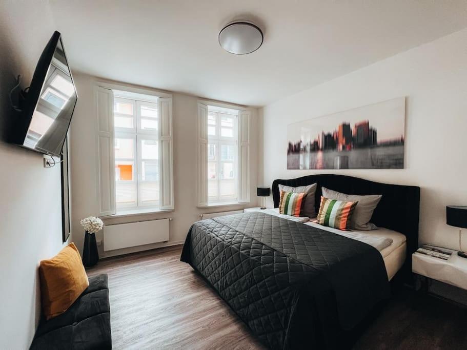 Lieblingsapartment No.10 Mit 2 Schlafzimmern Und Eigener Terrasse Rostock Ngoại thất bức ảnh