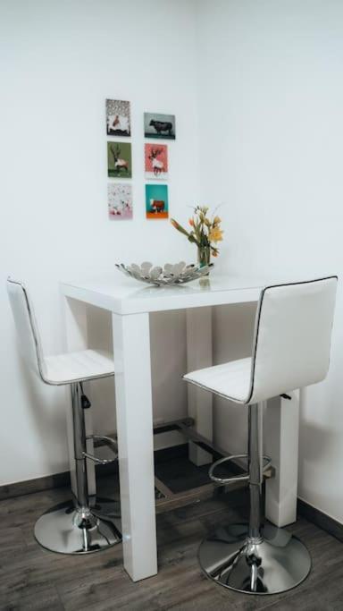Lieblingsapartment No.10 Mit 2 Schlafzimmern Und Eigener Terrasse Rostock Ngoại thất bức ảnh