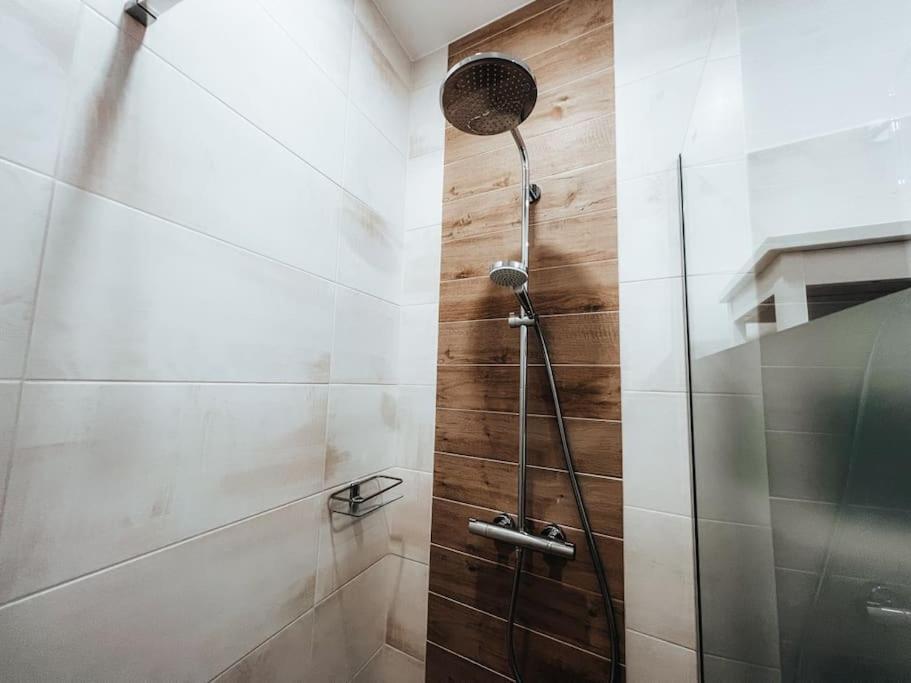 Lieblingsapartment No.10 Mit 2 Schlafzimmern Und Eigener Terrasse Rostock Ngoại thất bức ảnh